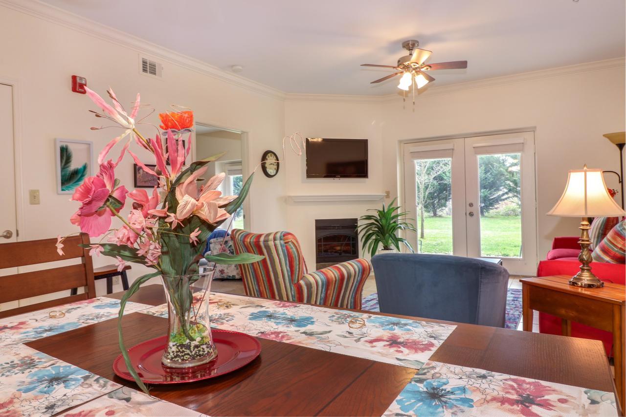 Sandy'S Sanctuary Apartment Pigeon Forge Bagian luar foto